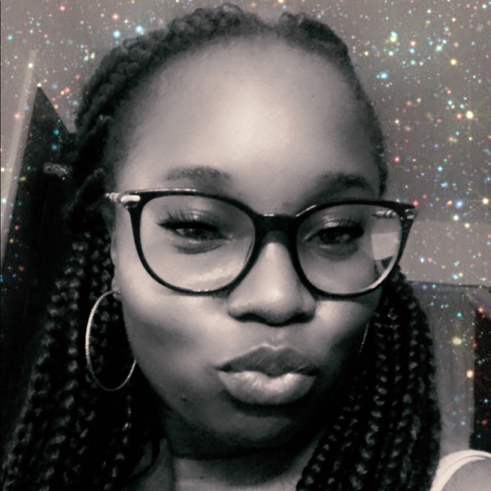 Meet your Posher, Stefnee